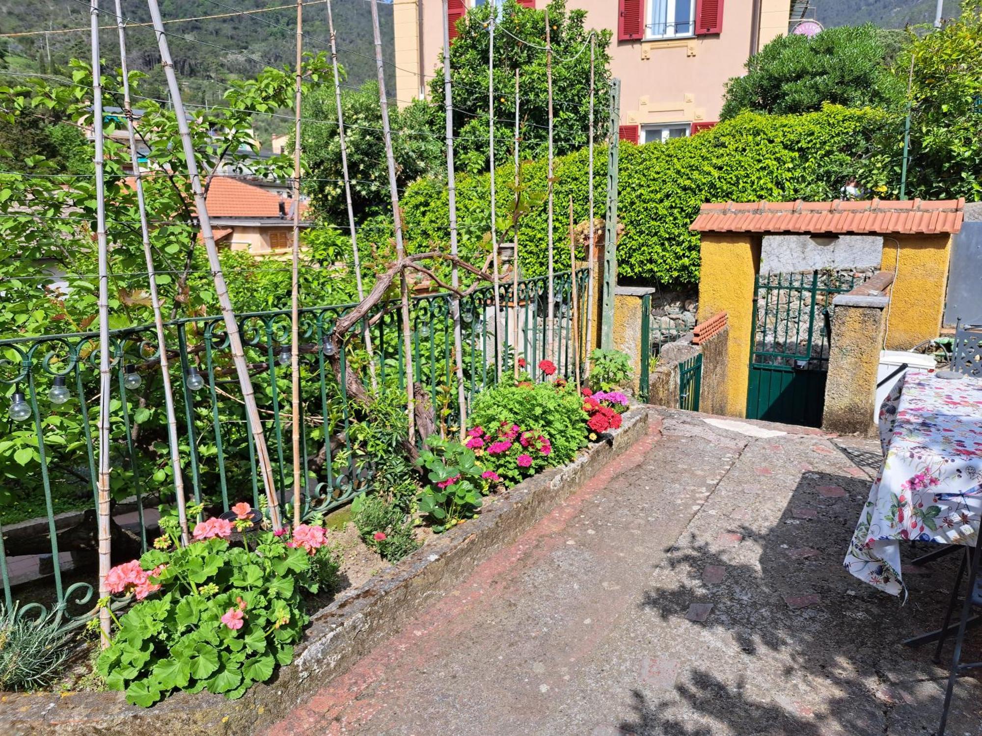 Affittacamere Sophie Monterosso al Mare Buitenkant foto